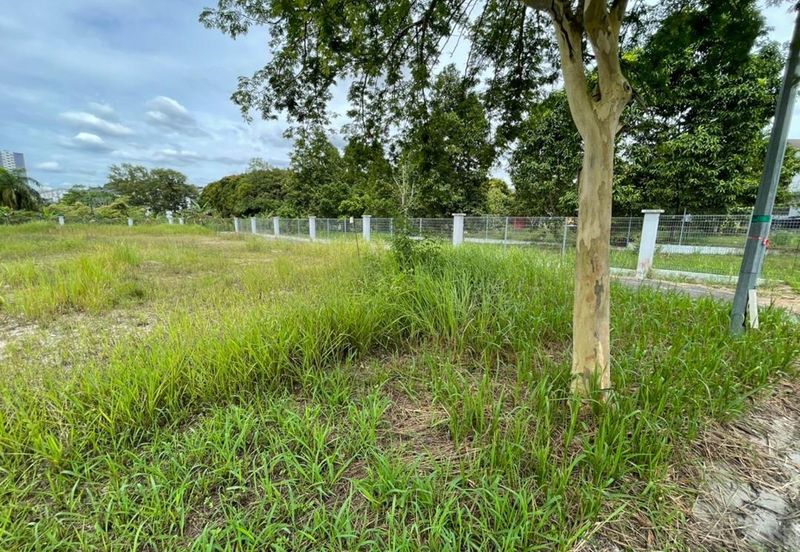 Freehold Non Bumi Bungalow Lot, Bandar Sungai Long 8622sqft