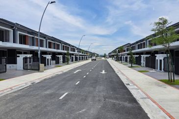 Elmina West @ Denai Alam