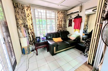 2 Storey Bukit Setiawangsa Taman Setiawangsa Freehold 20x65 Guarded