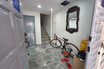 2.5 Storey Bukit Setiawangsa End Lot 20x70 Freehold Gated and Guarded