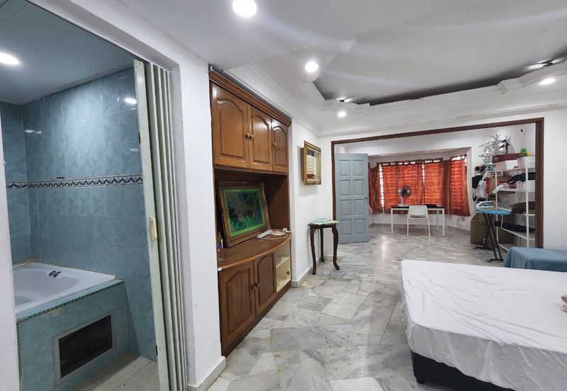 2.5 Storey Bukit Setiawangsa End Lot 20x70 Freehold Gated and Guarded