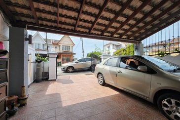 2.5 Storey Bukit Setiawangsa End Lot 20x70 Freehold Gated and Guarded