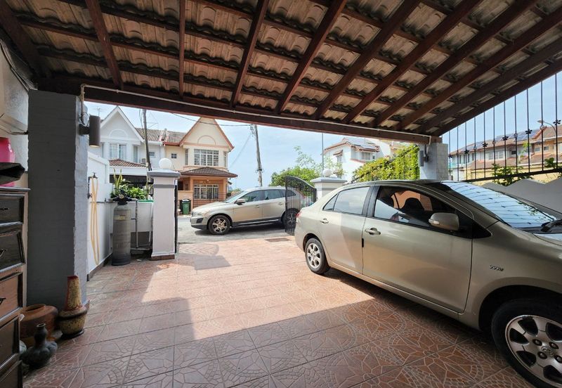 2.5 Storey Bukit Setiawangsa End Lot 20x70 Freehold Gated and Guarded