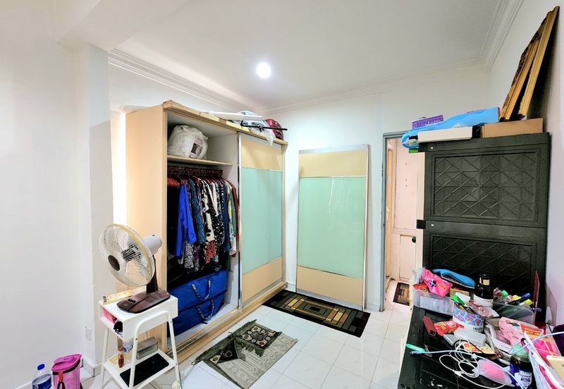 2.5 Storey Bukit Setiawangsa End Lot 20x70 Freehold Gated and Guarded