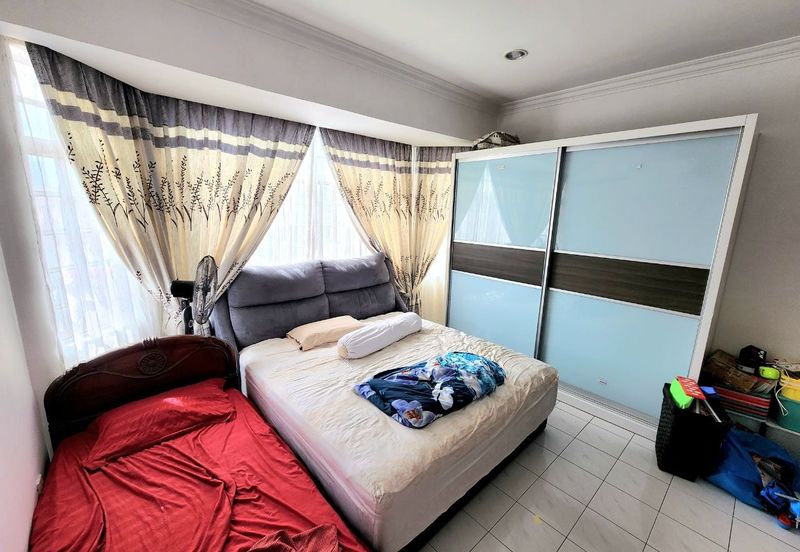 2.5 Storey Bukit Setiawangsa End Lot 20x70 Freehold Gated and Guarded