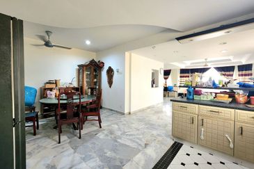 2.5 Storey Bukit Setiawangsa End Lot 20x70 Freehold Gated and Guarded