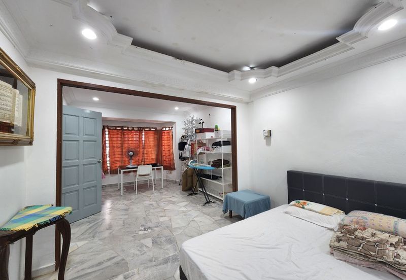 2.5 Storey Bukit Setiawangsa End Lot 20x70 Freehold Gated and Guarded