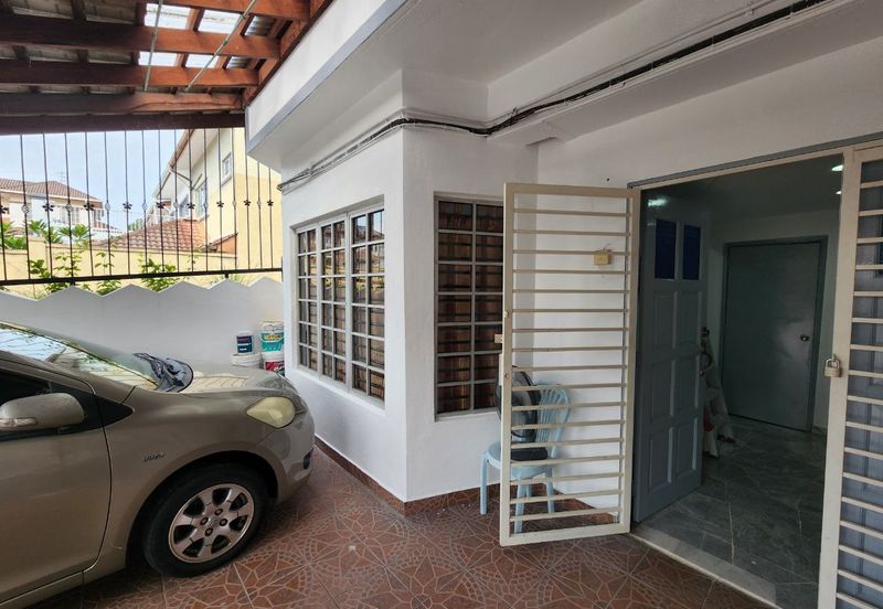 2.5 Storey Bukit Setiawangsa End Lot 20x70 Freehold Gated and Guarded