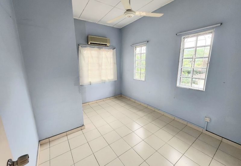 2 Storey Bukit Setiawangsa End Lot Freehold 20x70 Gated