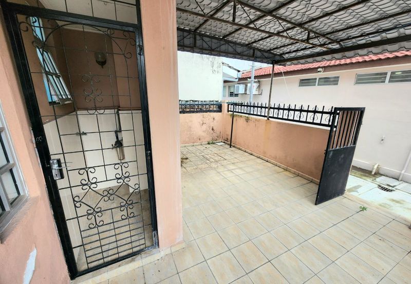 2 Storey Bukit Setiawangsa End Lot Freehold 20x70 Gated