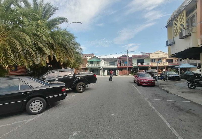 2 storey Shoplot opposite masjid bilal rabah taman koperasi polis