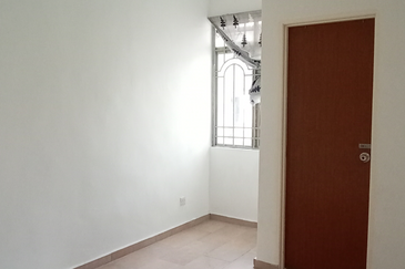 2 Storey Ttdi Jaya Shah Alam Gated Corner Lot 3260sqft Freehold