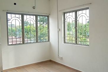 2 Storey Ttdi Jaya Shah Alam Gated Corner Lot 3260sqft Freehold