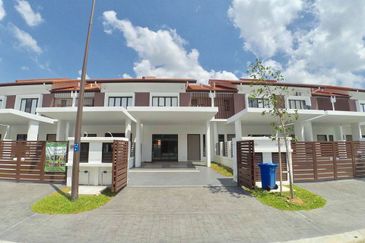 Pentas 6 @ Alam Impian