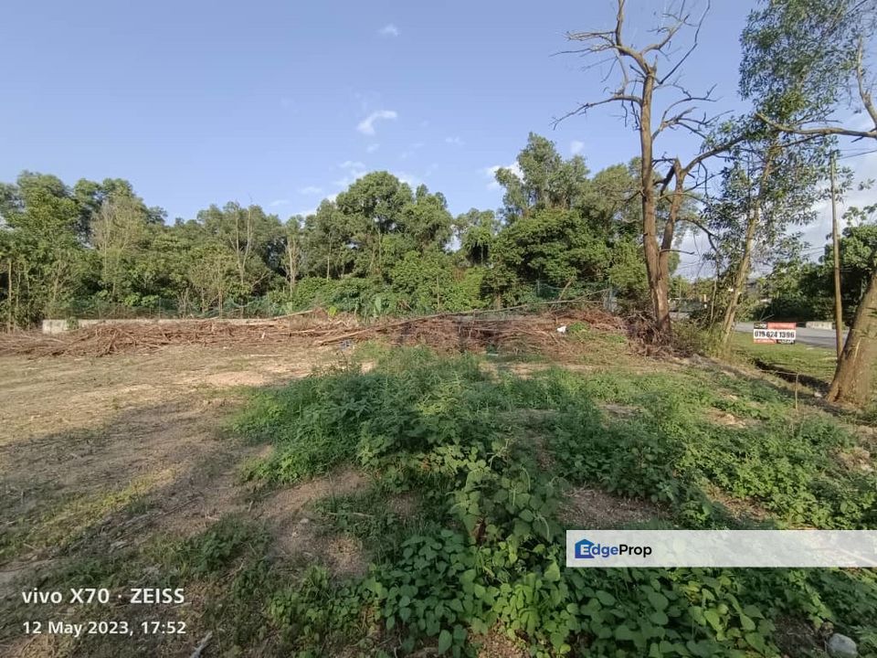 Lot Banglo 10817 sqft  80x 135 Tepi Jalan Melati 8,Taman Melati Kajang, Selangor, Semenyih