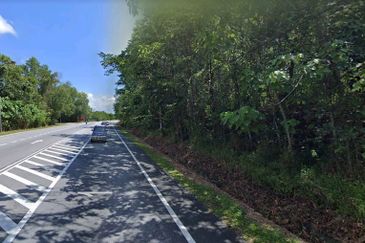 3.7 Acre Main Road Frontage Kl- Batang Kali Freehold Non Bumi