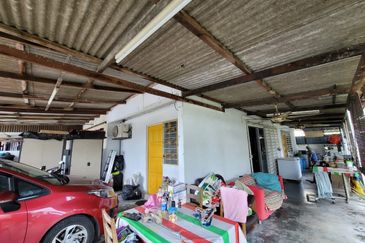 Kampung Tasik Tambahan