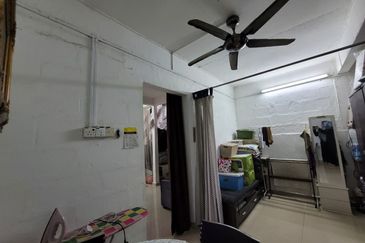 Kampung Tasik Tambahan