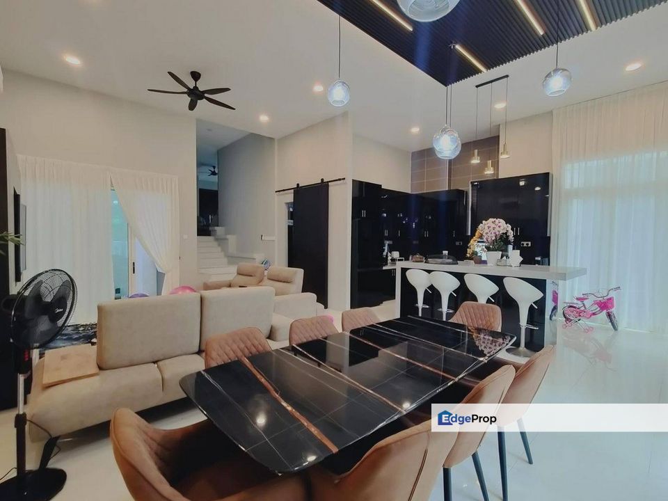 3 Storey Semi D 6000sqft Bukit Antarabangsa, Ampang with 8 Rooms, Selangor, Ulu Kelang