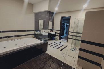 Jalan Bukit Antarabangsa 