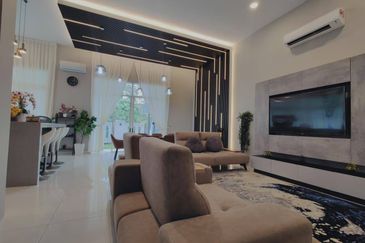 Jalan Bukit Antarabangsa 