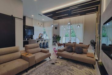 Jalan Bukit Antarabangsa 