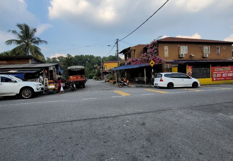 Kampung Datuk Keramat