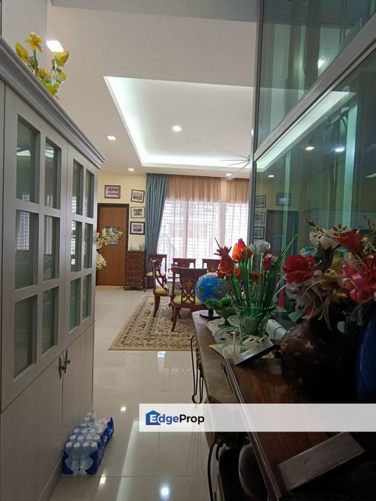 Ukay Seraya Ampang Selangor 8295sqft Freehold with 8 Rooms, Selangor, Ulu Kelang