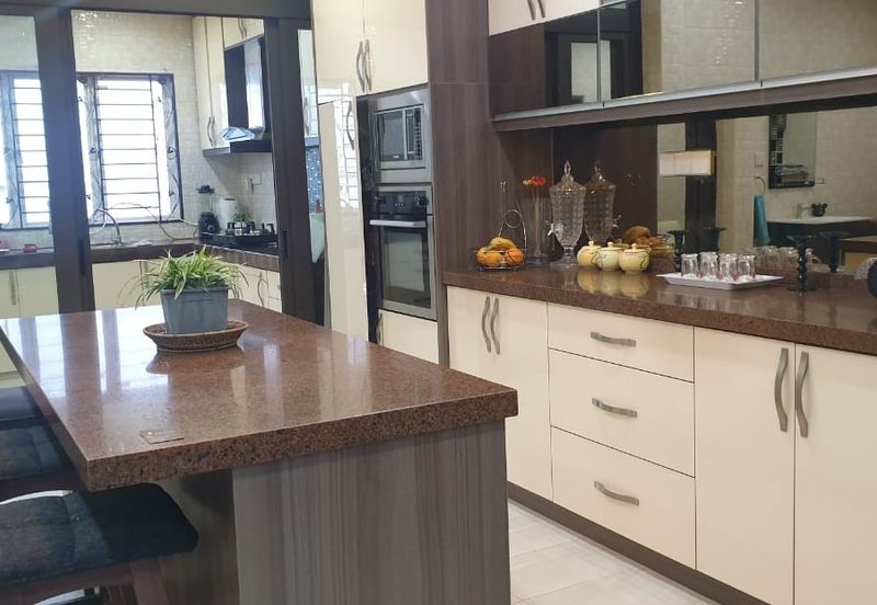 Renovated 5 Bedrooms Cyprus Usj Heights, Subang Jaya 3500sqft Freehold