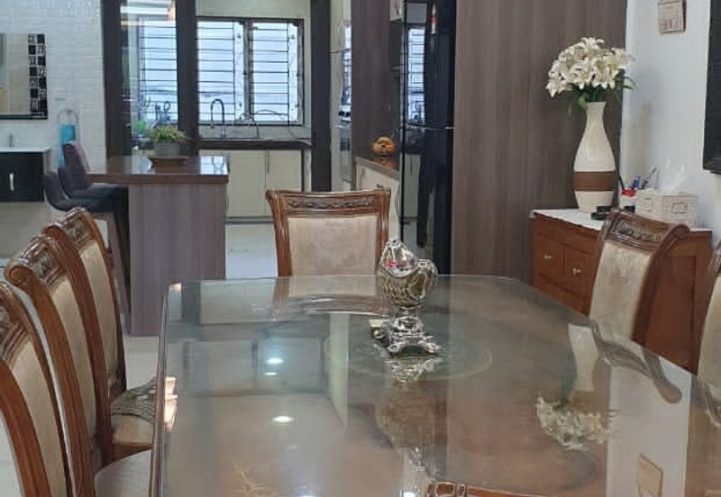 Renovated 5 Bedrooms Cyprus Usj Heights, Subang Jaya 3500sqft Freehold