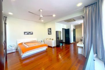 Changkat Kiara Surya