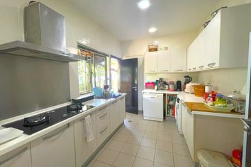 Changkat Kiara Surya