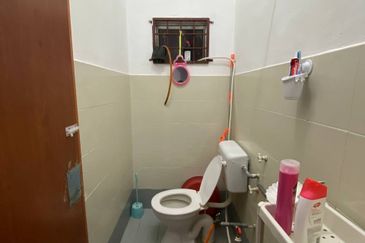 Desa Pinggiran Putra