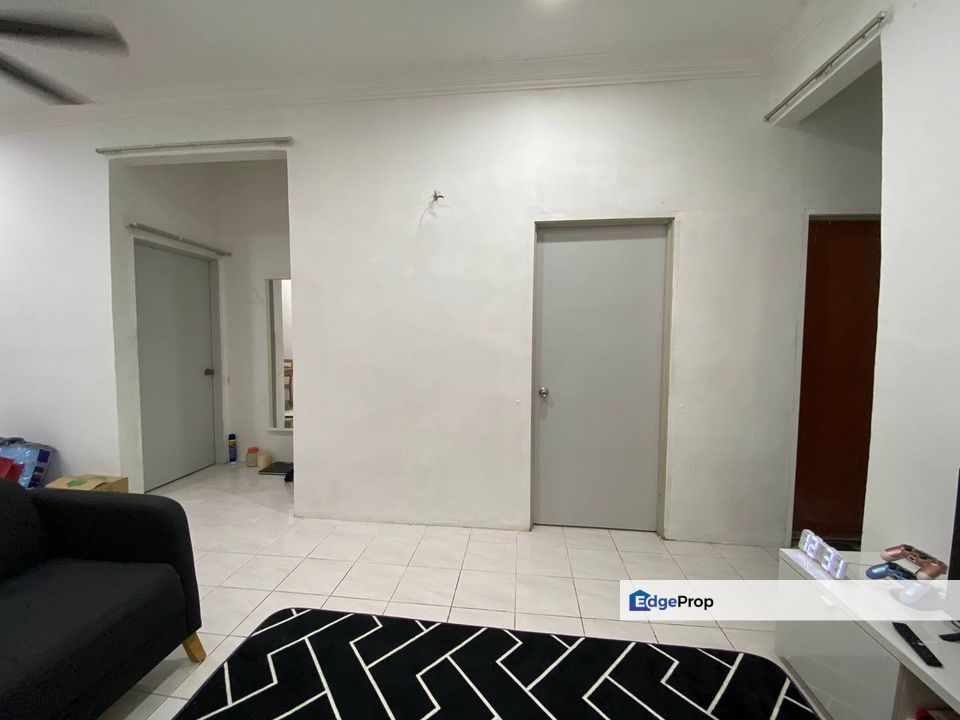 1 Storey Terrace Desa Pinggiran Putra Kajang Putrajaya 20x65, Selangor, Kajang