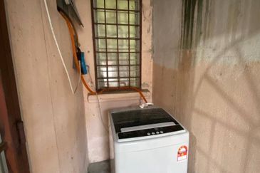 Desa Pinggiran Putra