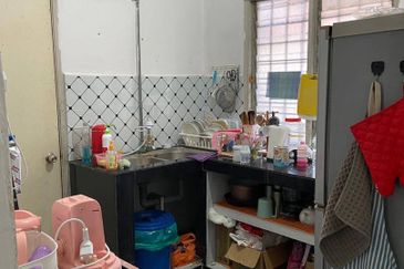 Desa Pinggiran Putra