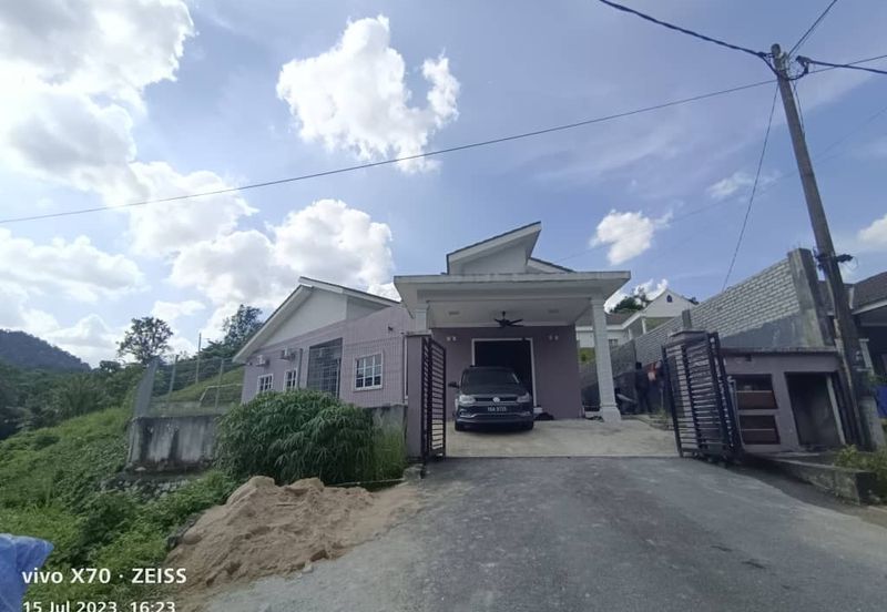 Kampung Baru Batu 14