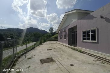 Kampung Baru Batu 14