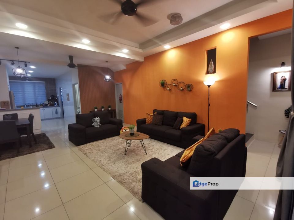 Renovated 2 Storey House, Desa Mayang Sari Nilai Freehold 20x60 Gated, Negeri Sembilan, Seremban