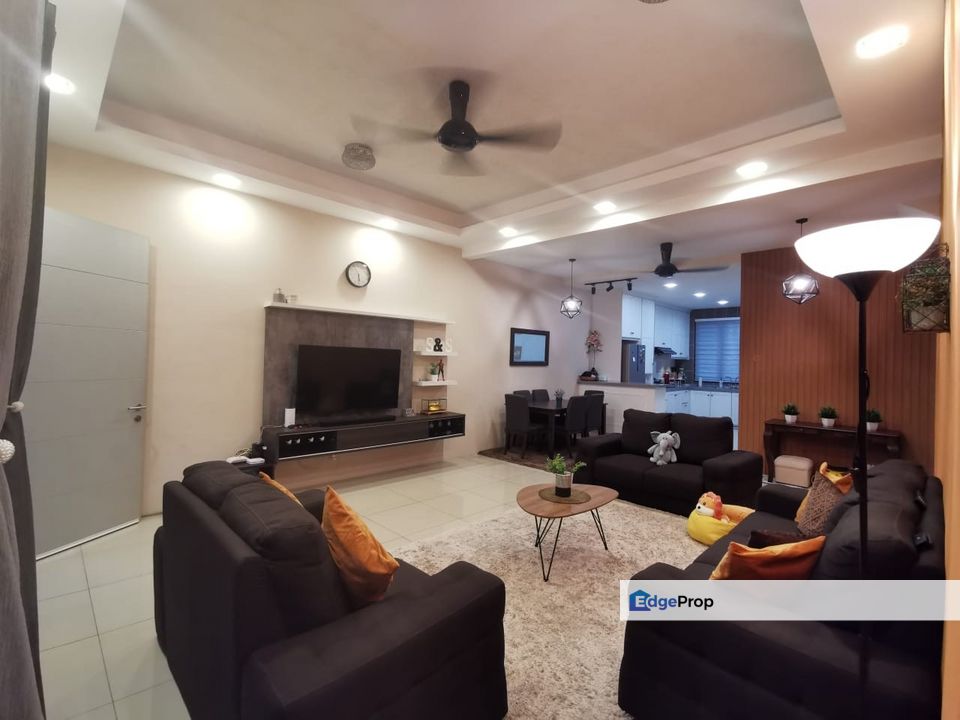 Renovated 2 Storey House, Desa Mayang Sari Nilai Freehold 20x60 Gated, Negeri Sembilan, Seremban