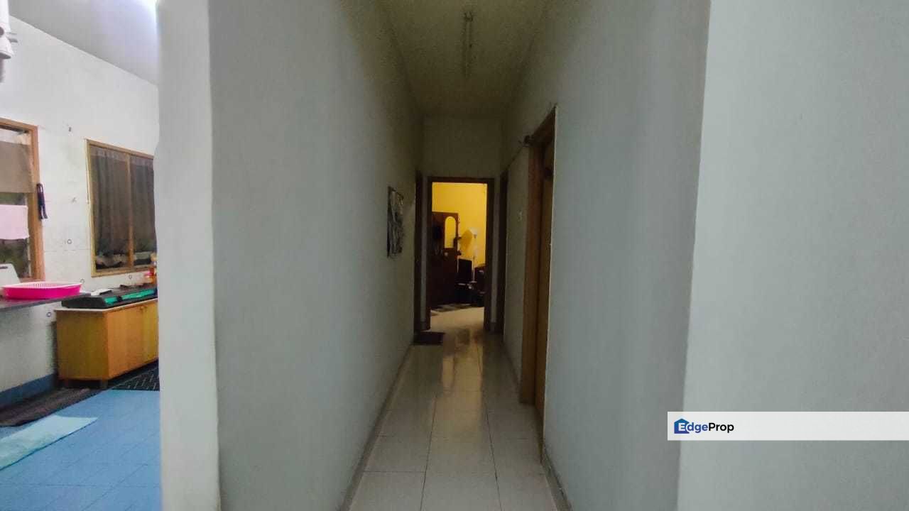 Pangsapuri Melur, Sentul, Kuala Lumpur 1016sqft Near LRT Sentul, Kuala Lumpur, Sentul