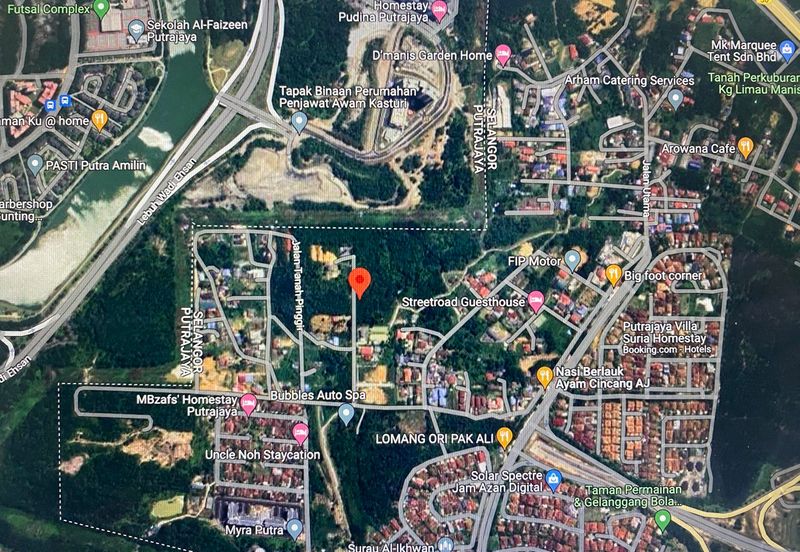 Persiaran Desa Pinggiran Putra 