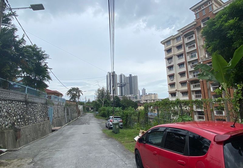 Lorong Keramat Hujung 1