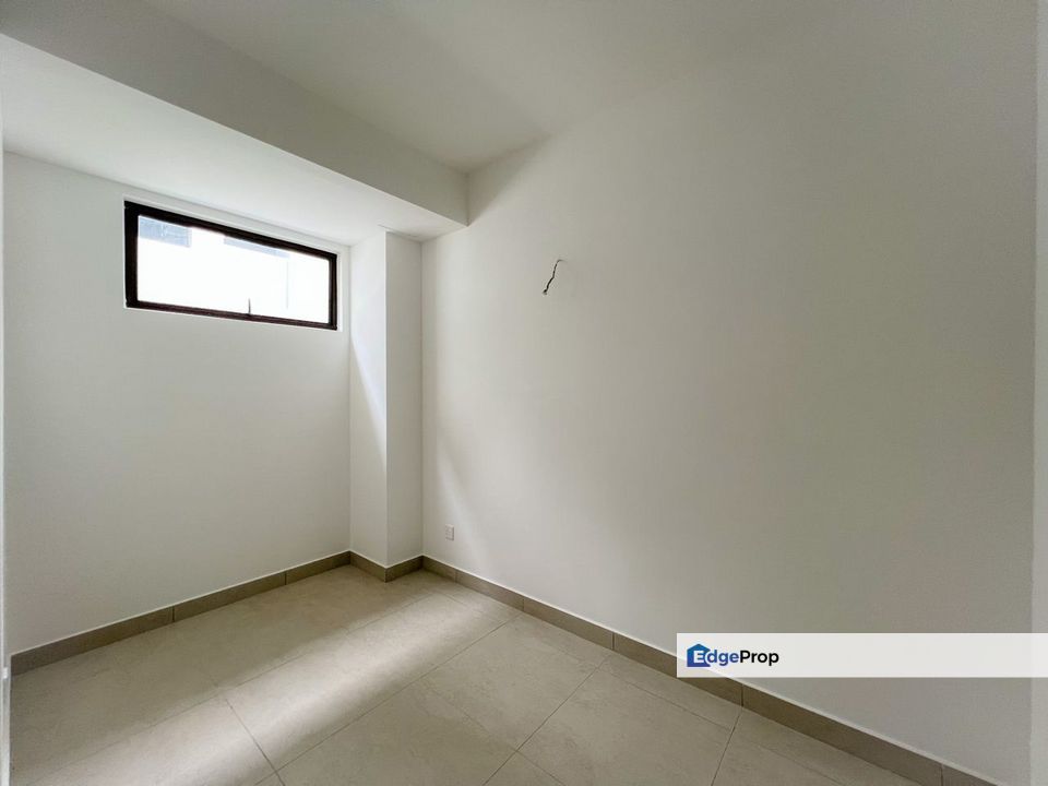 3 Storey Terrace End Lot The Mulia Residence,Cyberjaya 30x70 Freehold, Selangor, Cyberjaya