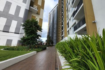 Platinum Splendor Residence