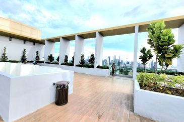 Platinum Splendor Residence