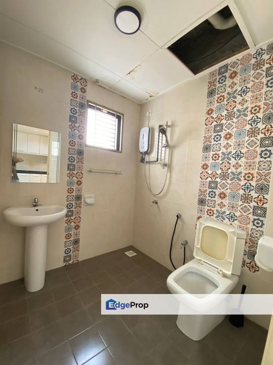 2 Storey Superlink 24x80 The Parks Superlinks, U 9 Cahaya Spk Gated, Selangor, Shah Alam