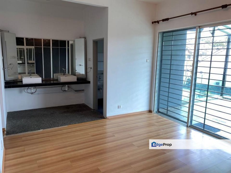 2.5 Storey Terrace Link Full Renovated Sri Damansara 22x75 Full Reno, Selangor, Bandar Sri Damansara