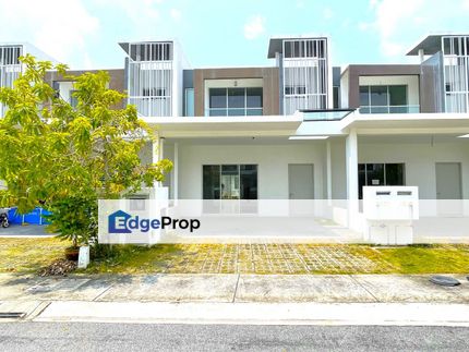 For Sale 2 Storey House Cybersouth 22x72 Gated And Guarded  5 Rooms, Selangor, Cyberjaya