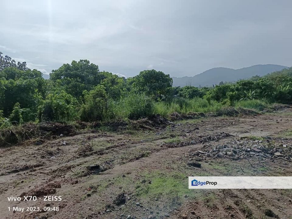 3 Acre Non Bumi Lot Next to Desa Kaloi Ulu Yam with Good Access, Selangor, Batang Kali